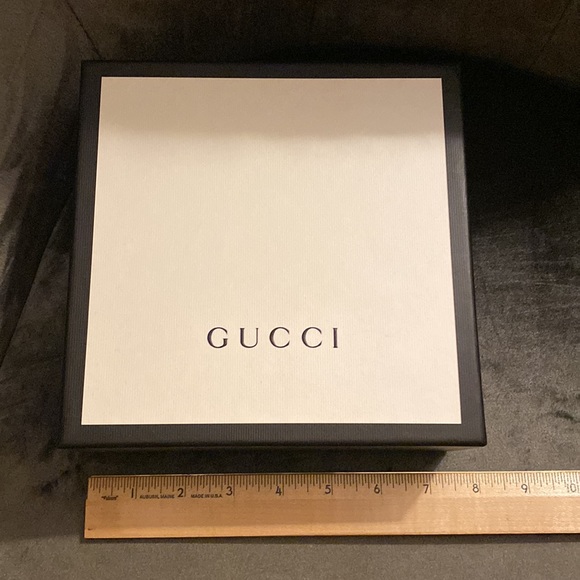 Gucci Gift Box - Picture 2 of 6